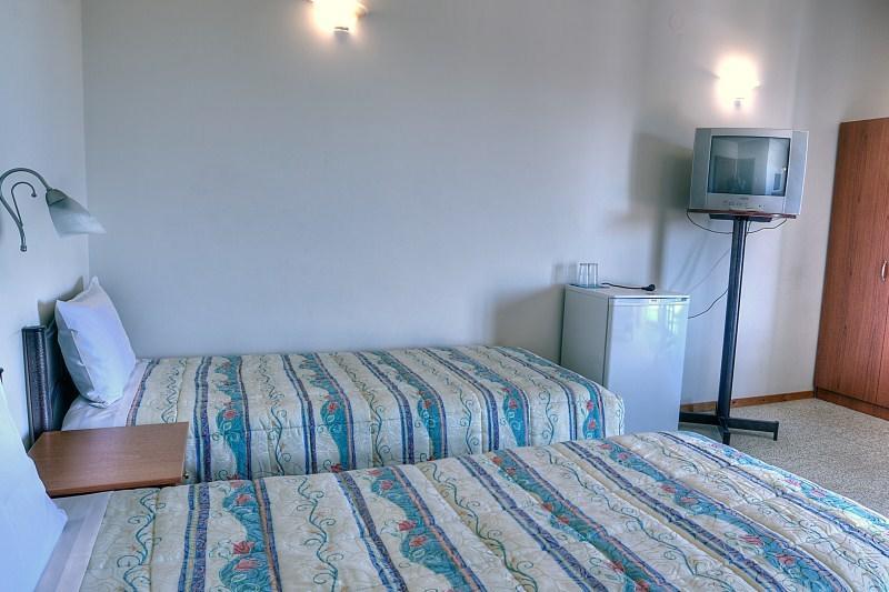 Guesthouse Evi Maria Angistron ภายนอก รูปภาพ